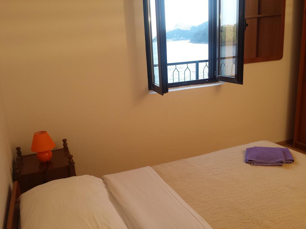 Apartments "Villa Mungos" Sobra エクステリア 写真