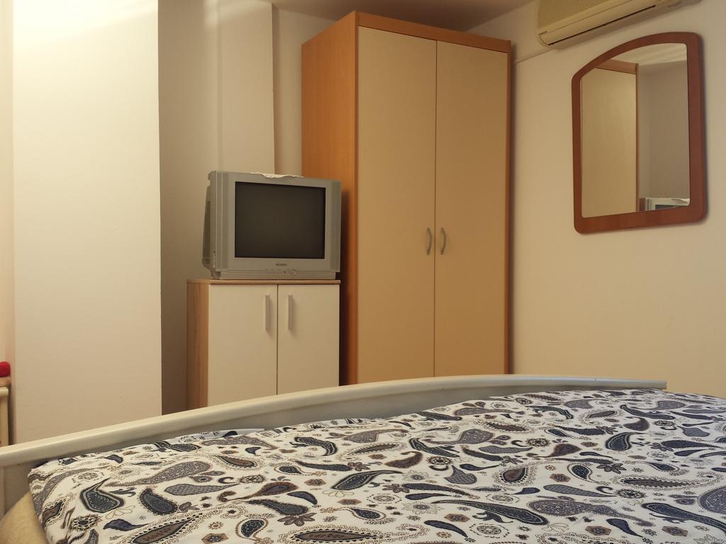 Apartments "Villa Mungos" Sobra エクステリア 写真