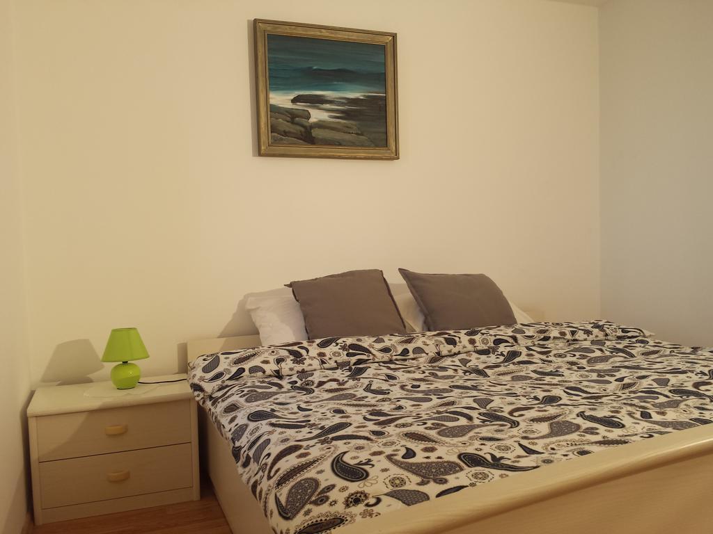 Apartments "Villa Mungos" Sobra エクステリア 写真
