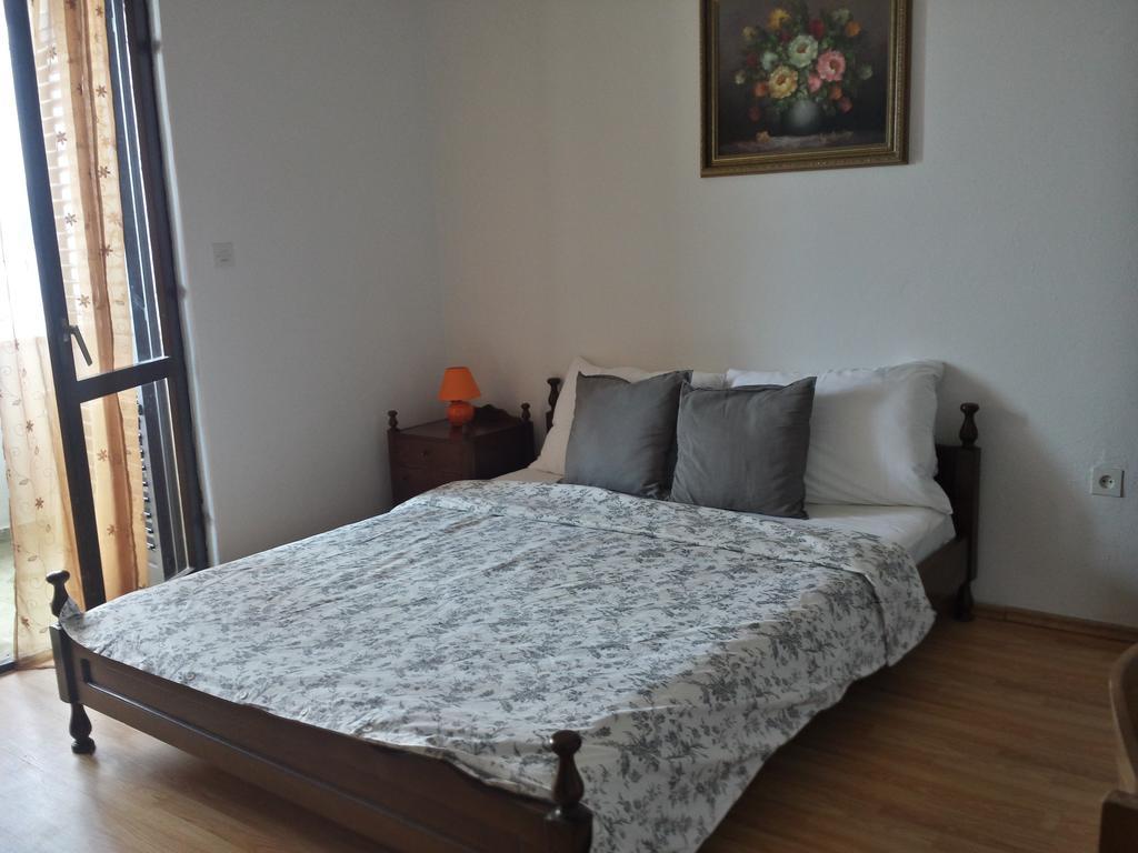 Apartments "Villa Mungos" Sobra エクステリア 写真