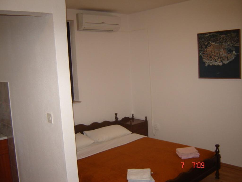 Apartments "Villa Mungos" Sobra エクステリア 写真